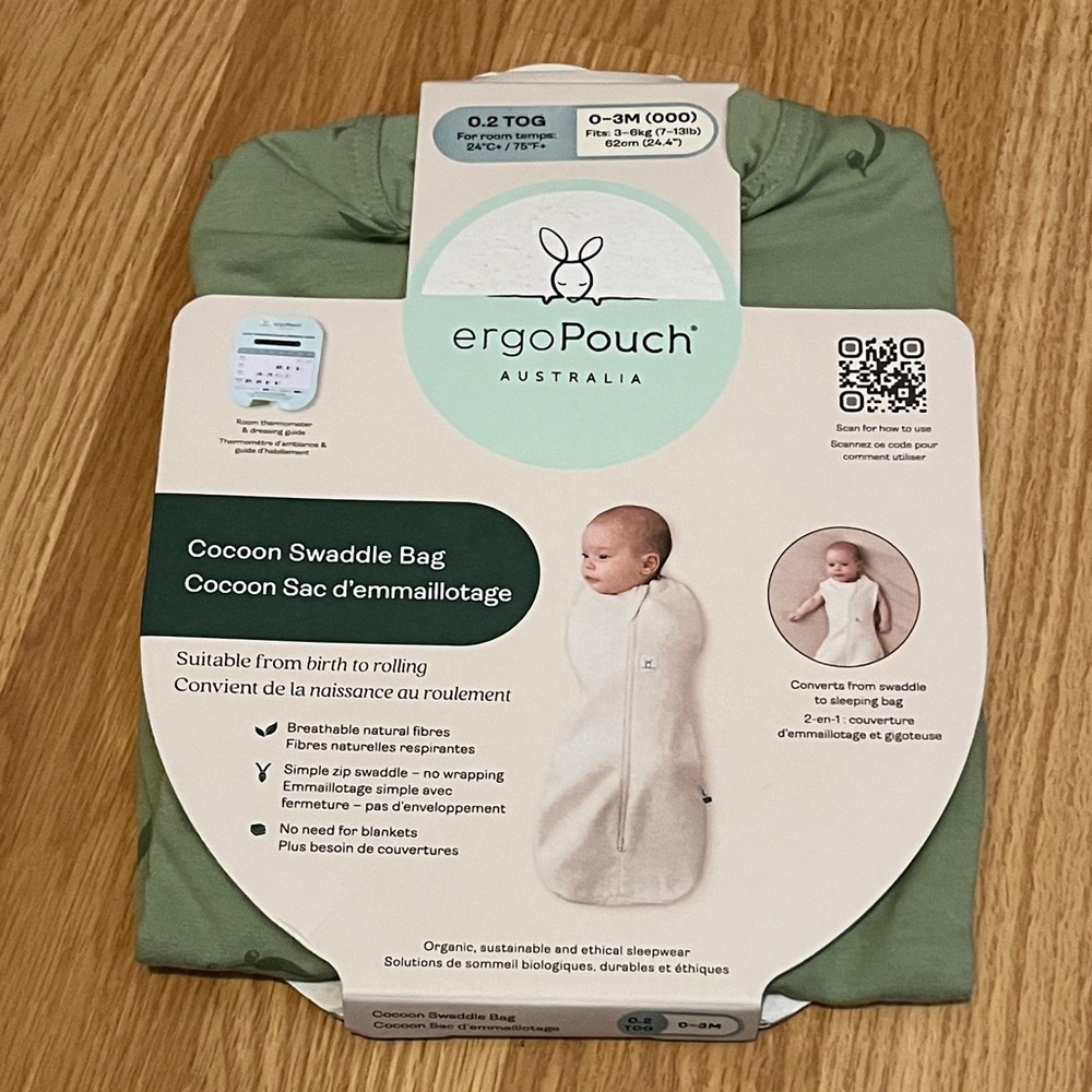BNWT Green Cocoon Swaddle Bag 0-3 months